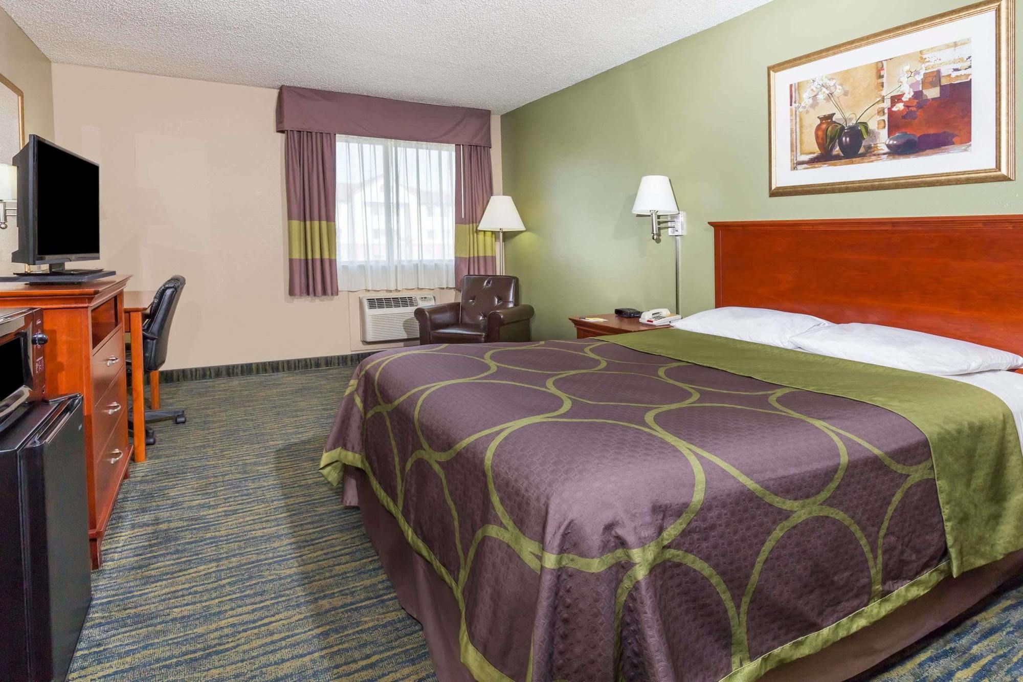 Super 8 By Wyndham Panama City Exterior photo