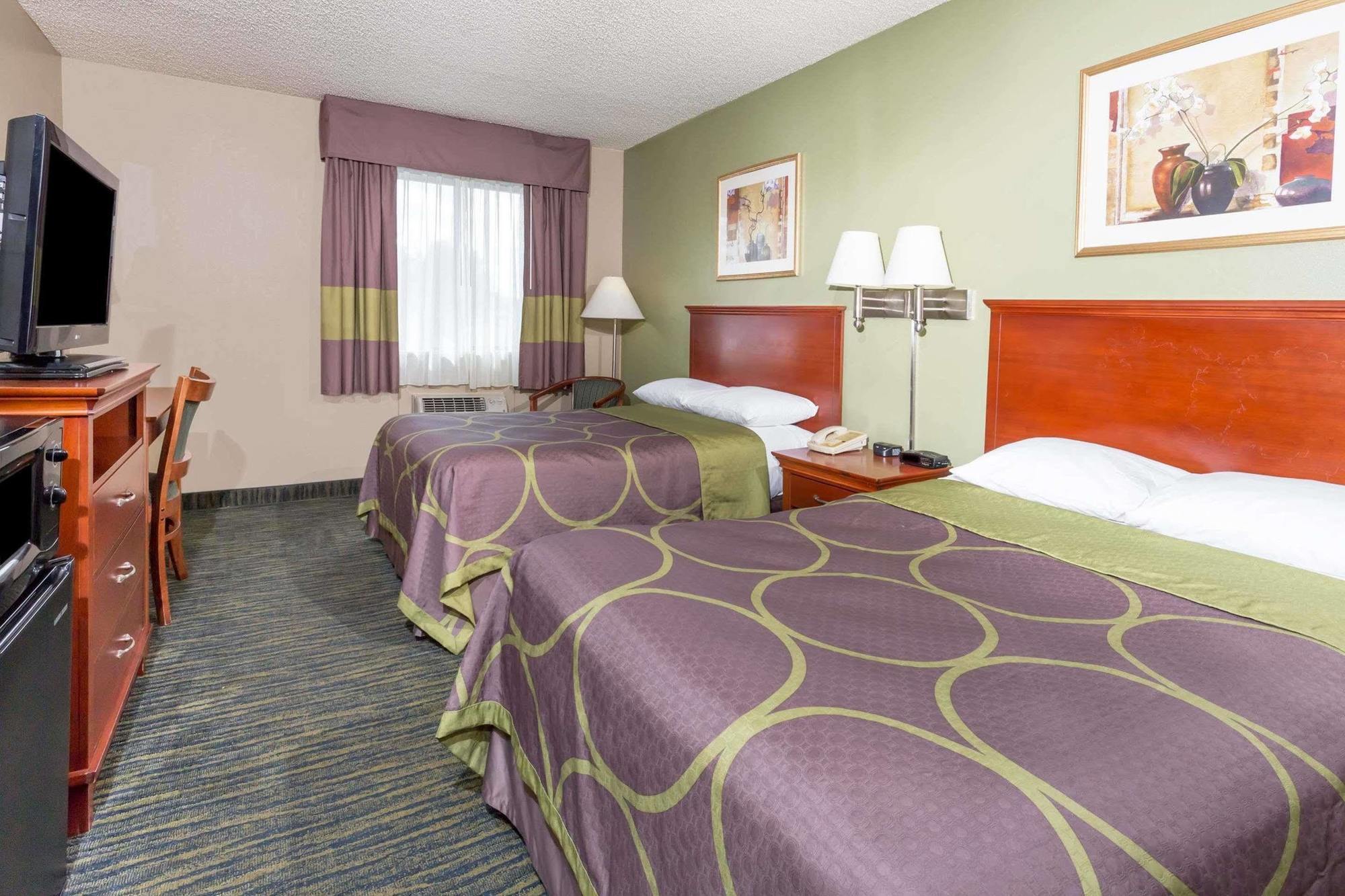Super 8 By Wyndham Panama City Exterior photo